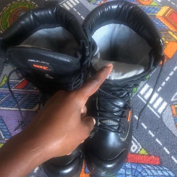 Unisex safety boots - Picture 4 of 7